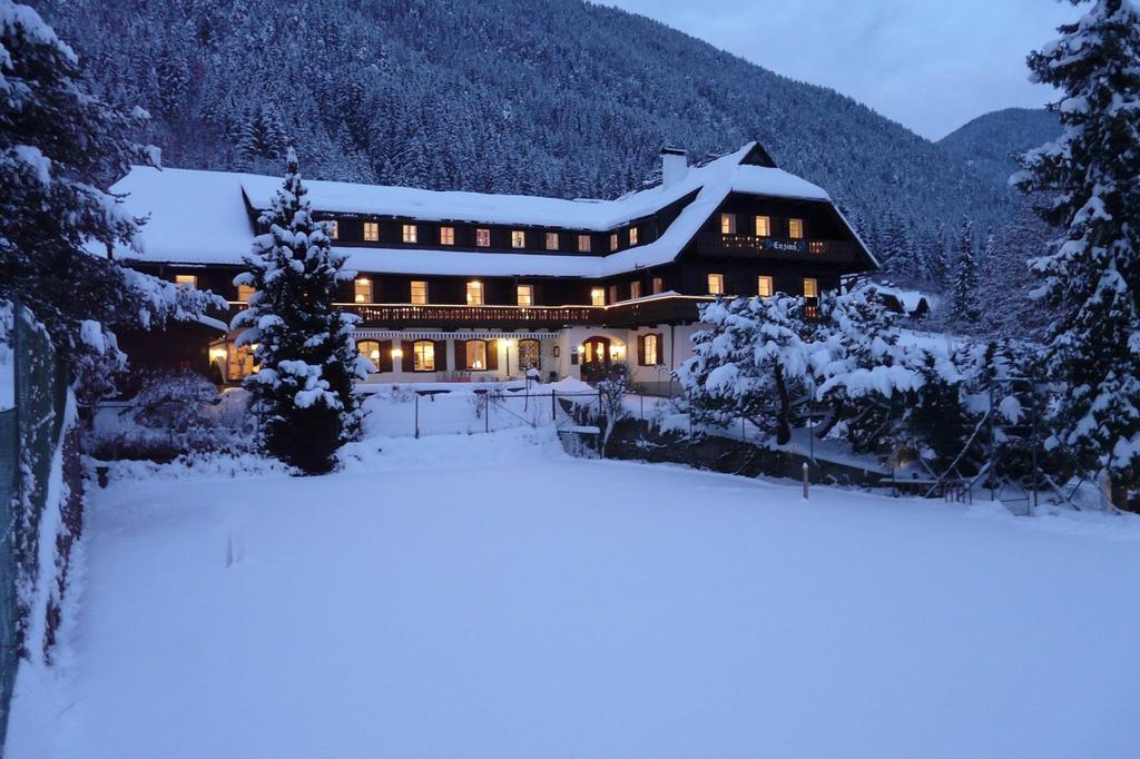 Seehotel Enzian Weissensee Exterior photo